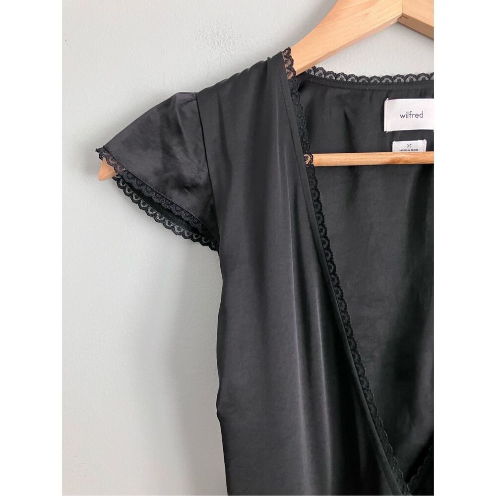 WILFRED Mademoiselle Black Wrap Dress Size XS NWT - Picture 4 of 13
